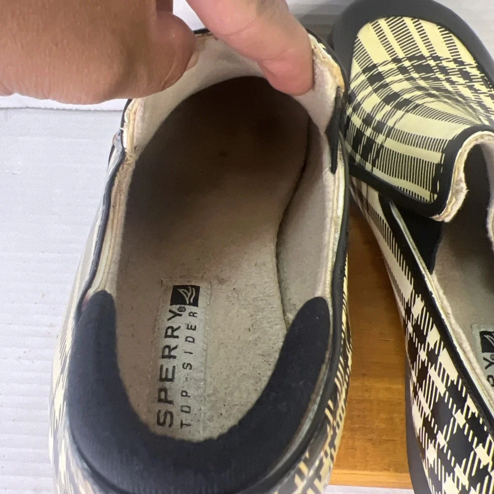 Sperry Top‎ Sider Waterproof Plaid Women's size 8M